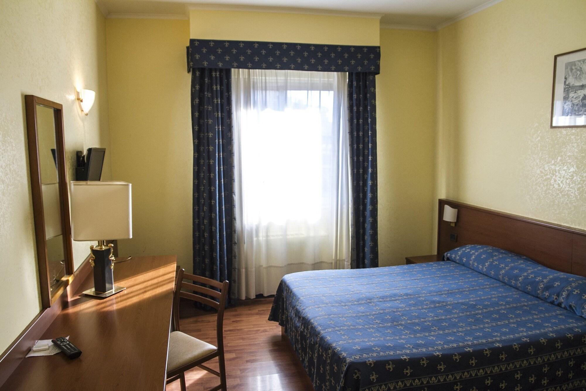 Hotel Marc'Aurelio Рим Экстерьер фото